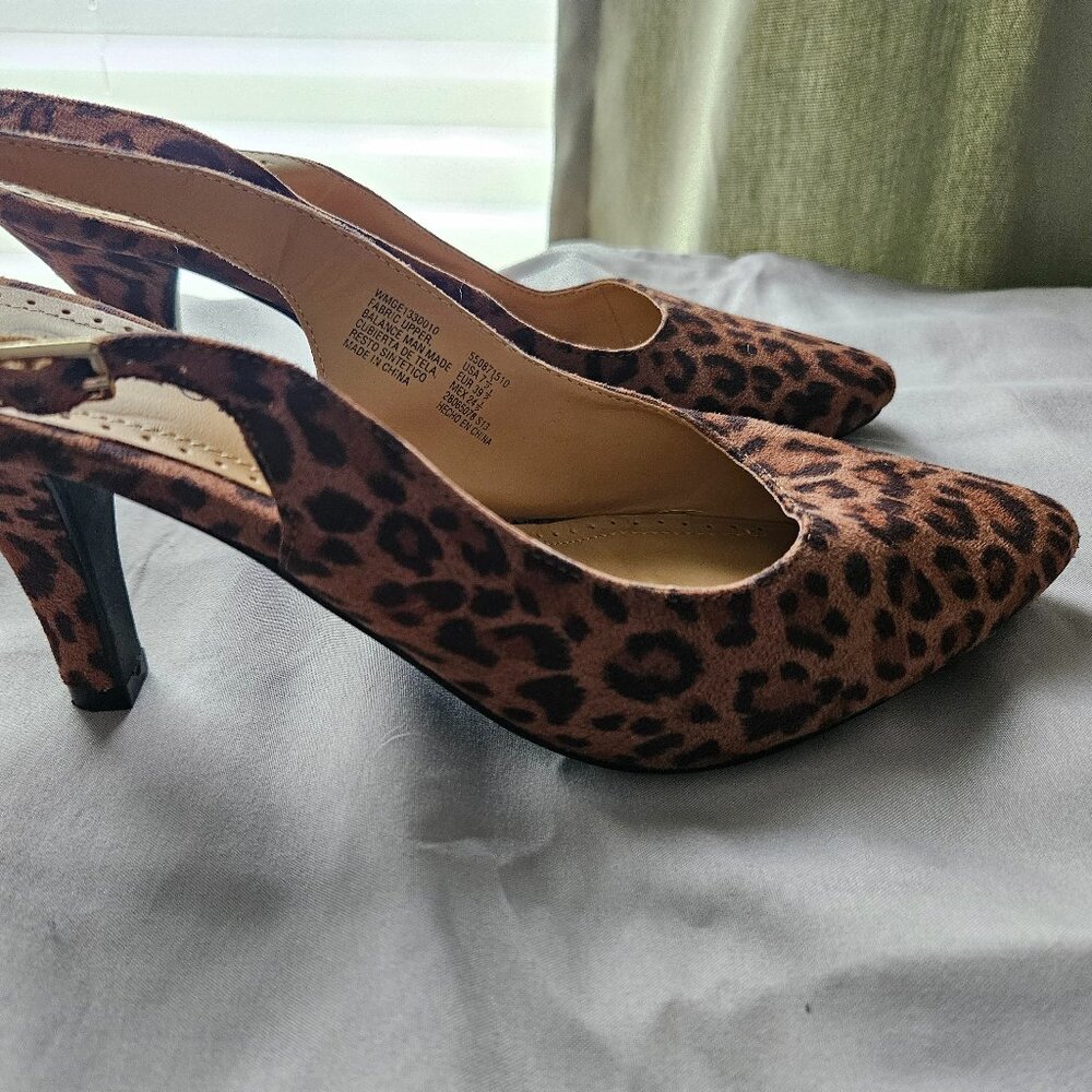 George cheetah print heels 7 1/2
